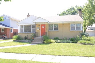 Building Photo - 3734 Morton Ave