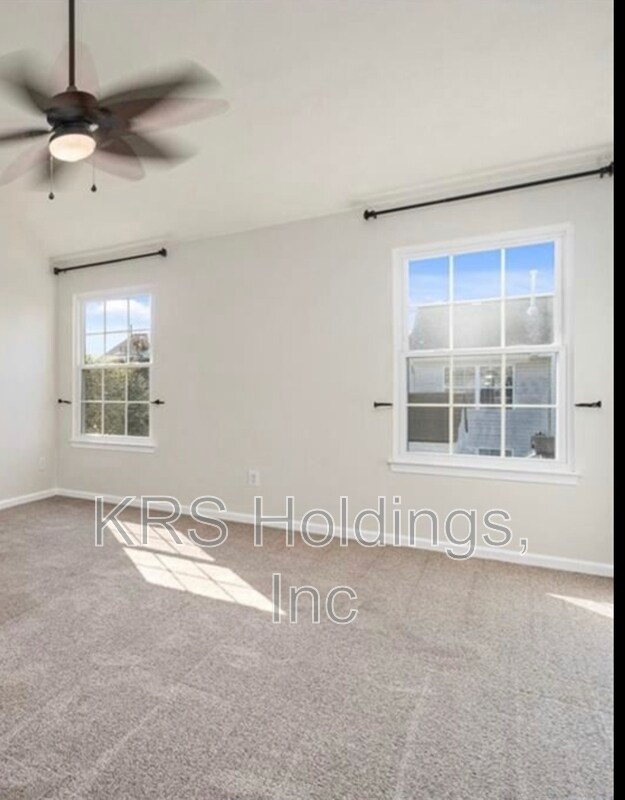 Building Photo - 3521 Regret Ln