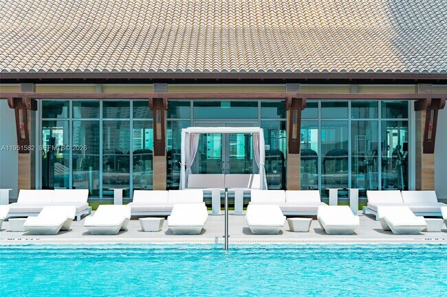 Building Photo - 330 Sunny Isles Blvd