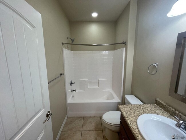 Building Photo - 6132 E Overlook Ln