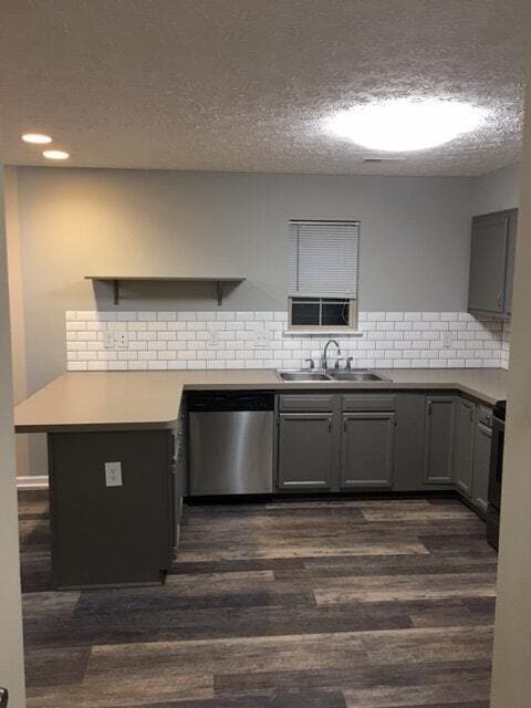 Building Photo - 110 Falling Water Cir