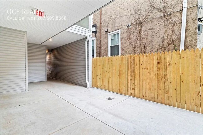 Building Photo - One Bed Cobbs Creek Apartment