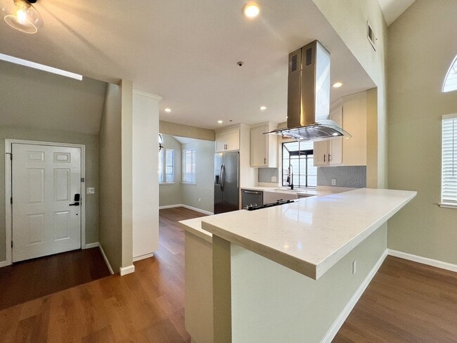 Building Photo - Updated Three Bedroom Home in the Heart of Napa