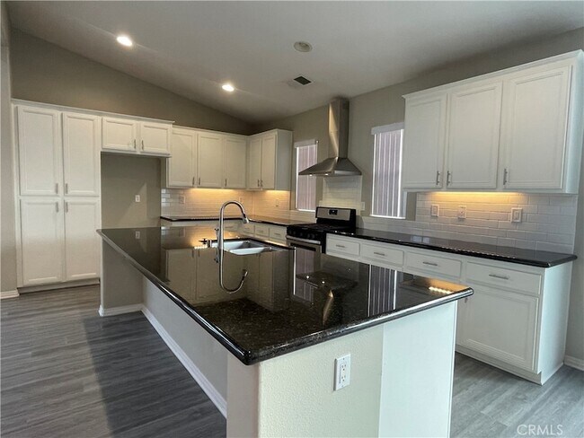 Building Photo - 34791 Heritage Oaks Ct