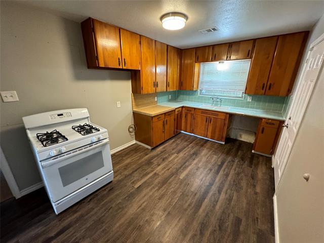 Building Photo - 2322 Costa Mesa Dr