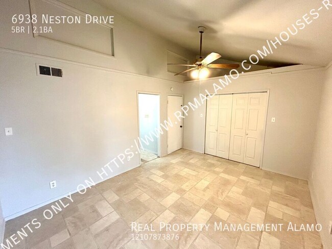 Building Photo - AVAILABLE NOW! Two-Story 5 Bedroom/ 2.5 Ba...