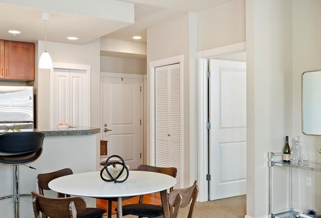 Building Photo - 16141 Cleveland St