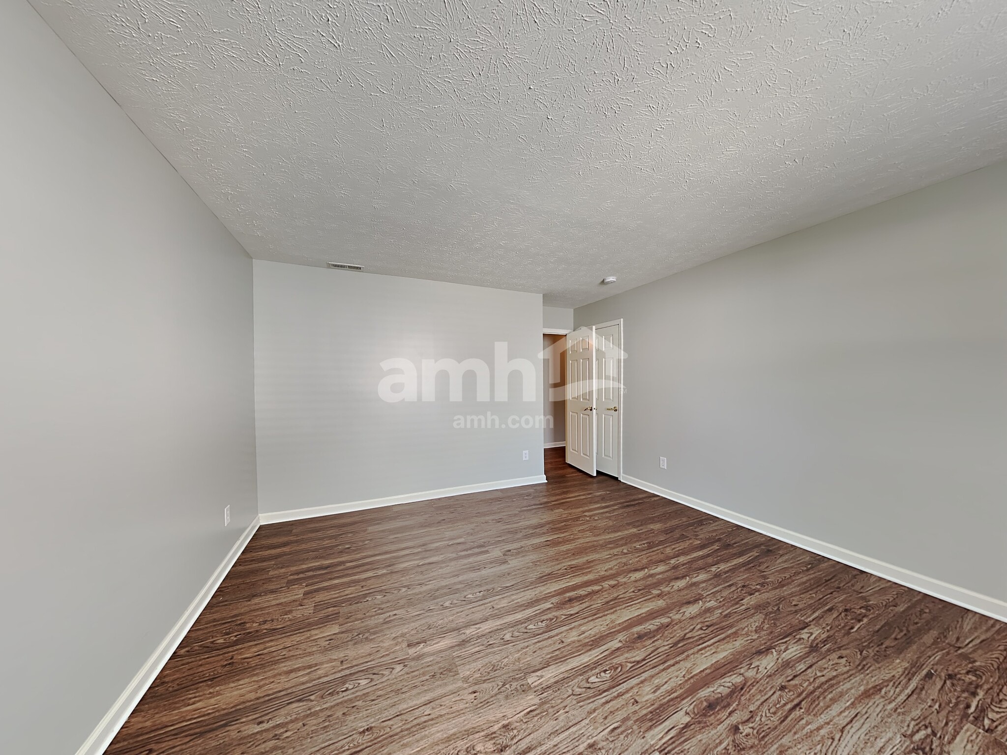 Building Photo - 5956 Crosscut Ln
