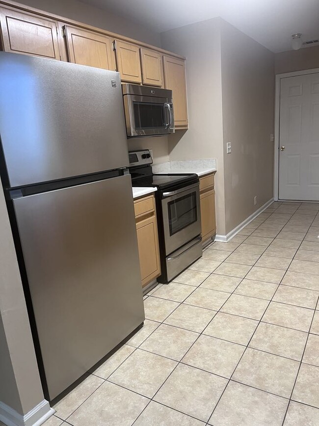 Building Photo - 149 High Point Dr
