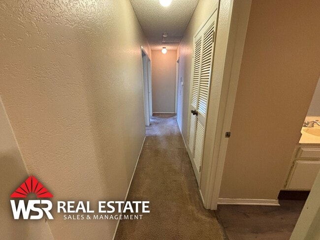 Building Photo - Clean 3 Bedroom Riverside Home Near Poly High and Victoria Ave with HOA Pool and 2-Car Garage