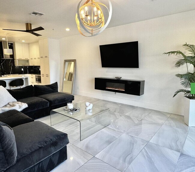 Building Photo - 3107 N 70th St