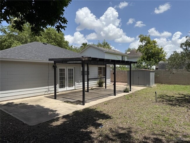 Building Photo - 4007 Santa Fabiola St