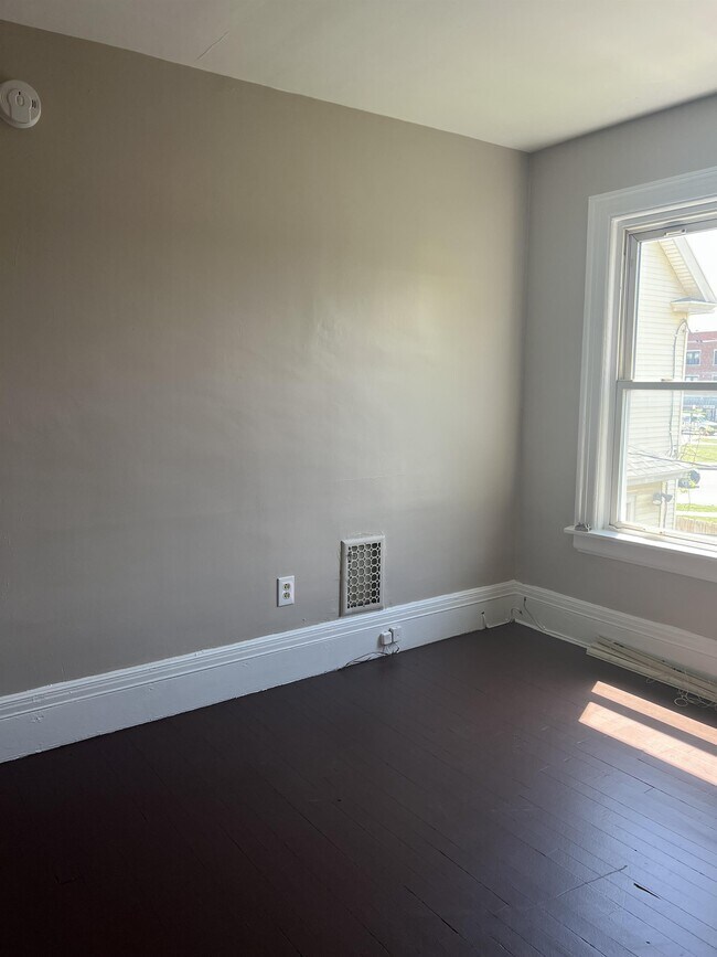 Building Photo - 269 Selye Terrace