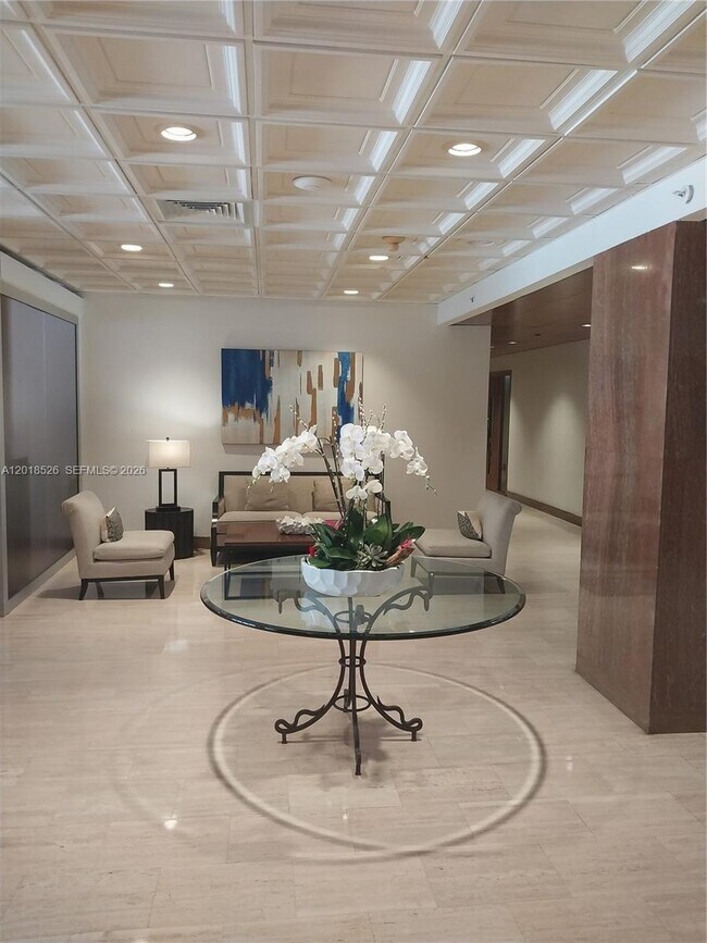 Building Photo - 2333 Brickell Ave
