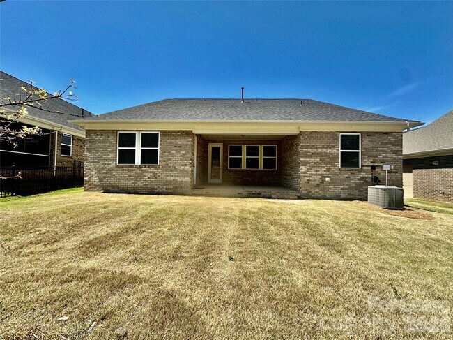 Building Photo - 9650 Liberty Hill Dr