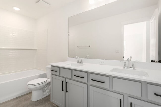 Building Photo - Newer Construction