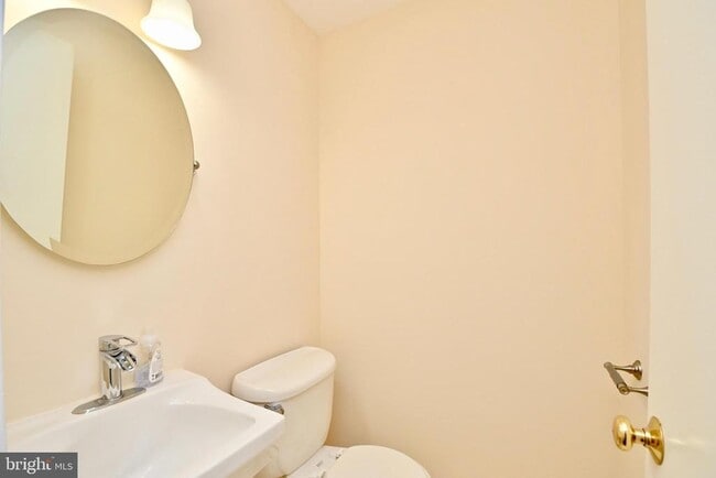 Building Photo - 2481 Windbreak Dr