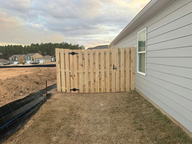 Building Photo - 505 Saddlewood Cv