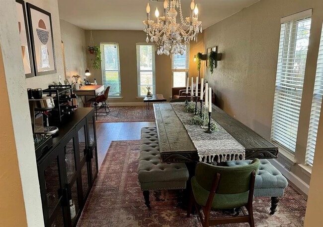 Building Photo - 7309 Broken Arrow Ln