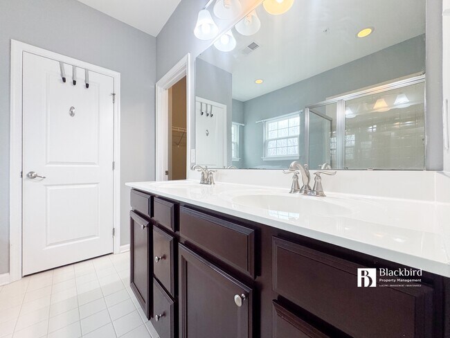 Building Photo - 13719 Port Commerce Ct