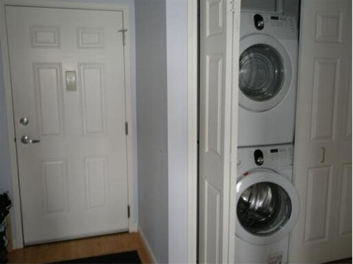 Building Photo - 1 Cityview Ln