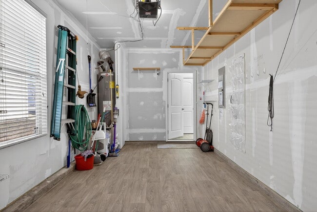 Building Photo - 3625 Tule Spring St