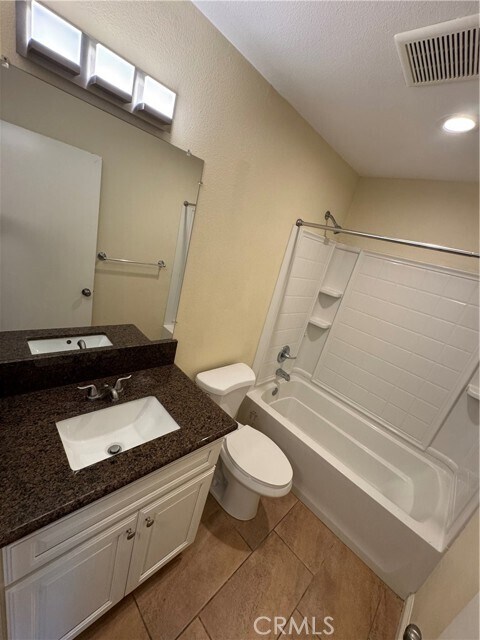 Building Photo - 1251 S Meadow Ln