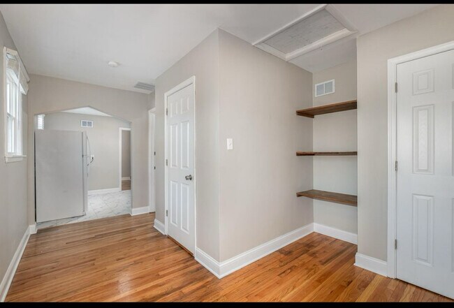 Building Photo - OX Properties