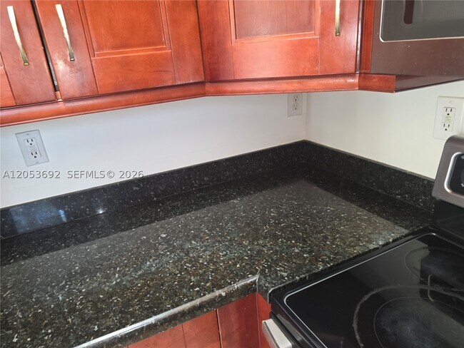 Building Photo - 14241 SW 151st Ave
