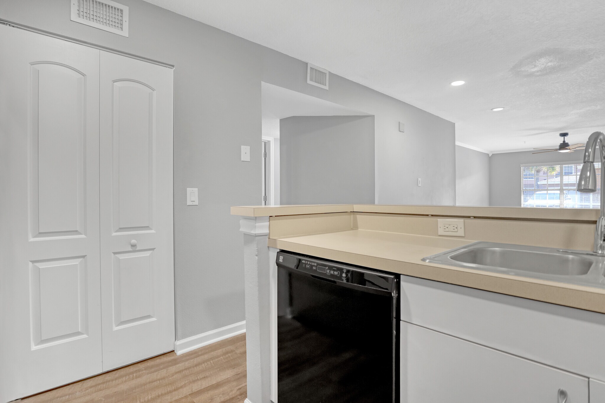 Building Photo - 1841 Long Iron Dr