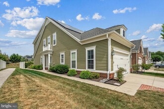 Building Photo - 1222 Beaver Tree Dr