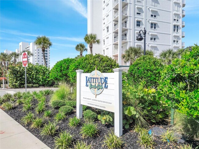 Building Photo - 879 Margaritaville Ave