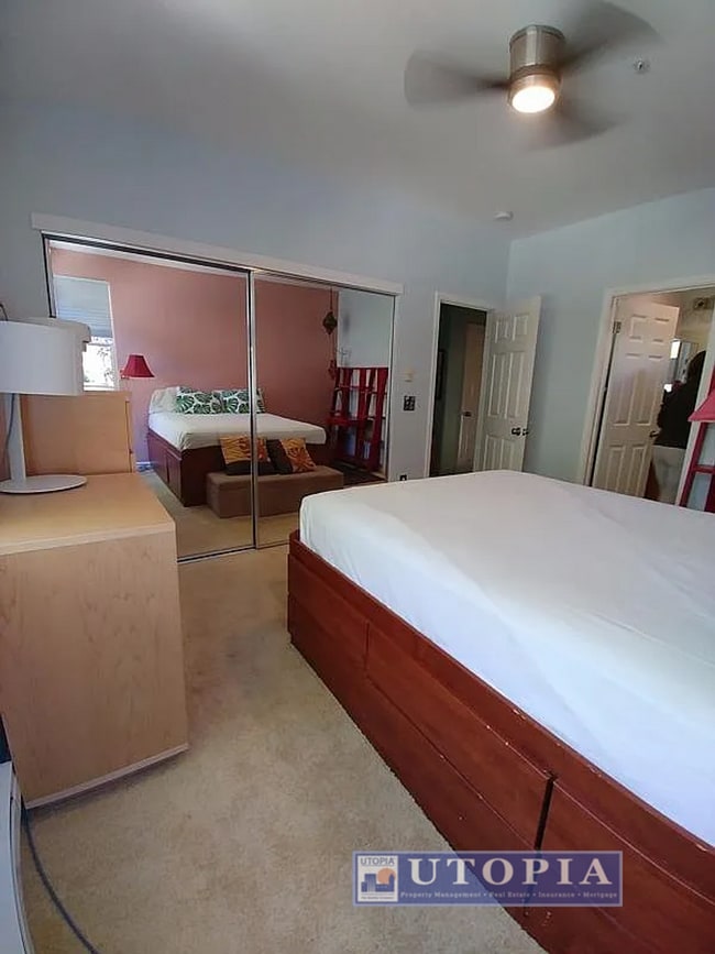 Building Photo - 2 Bed 2 Bath Bi-Level Condo Downtown