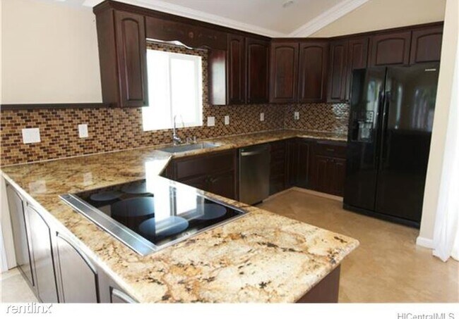 Building Photo - 3 br, 2 bath House - 92-1131 Makakilo