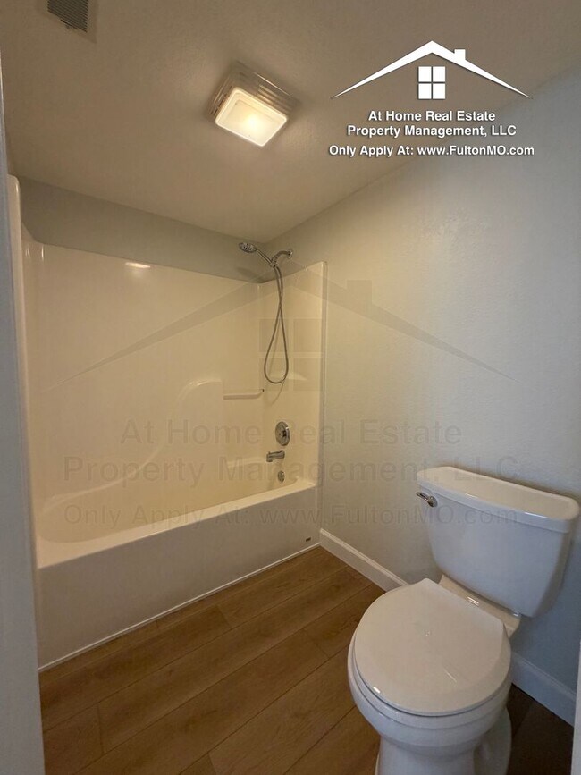 Building Photo - 1011 Greystone Ct