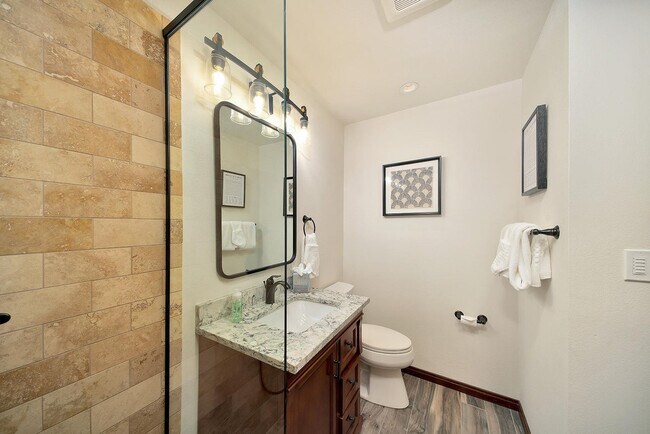 Building Photo - 280 Mahoney Dr