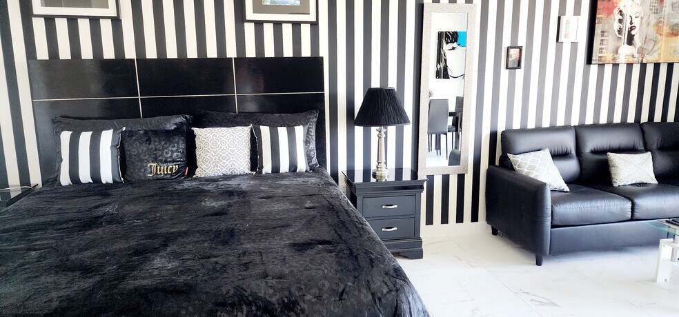 Building Photo - 29 Montelago Blvd