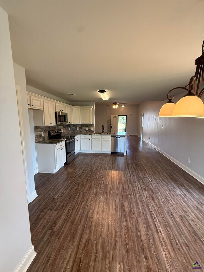 Building Photo - 109 Milford Cir