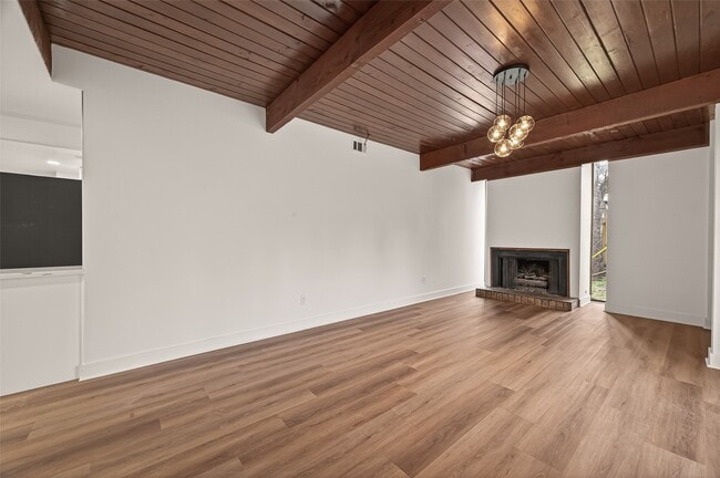 Building Photo - 5503 Jason St