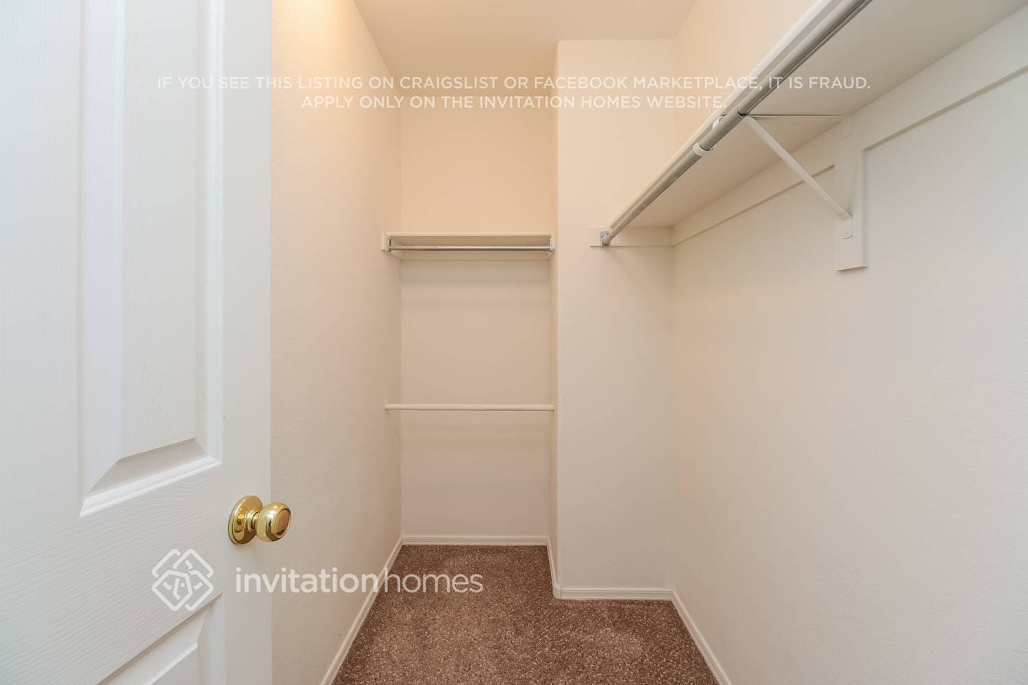Building Photo - 1043 S Firehole Dr