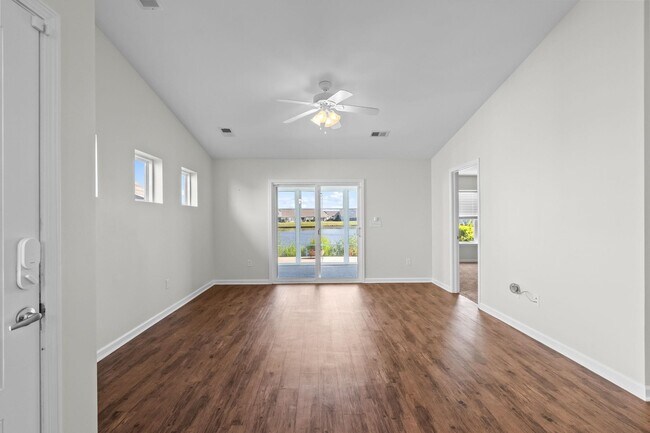 Building Photo - 4451 Livorn Loop