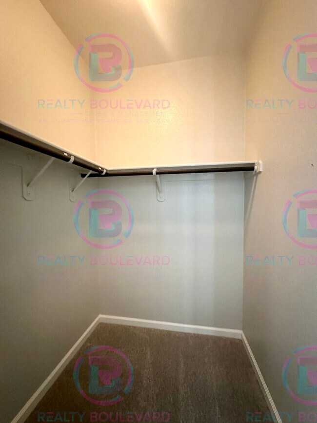 Building Photo - 9276 Perceval Wy