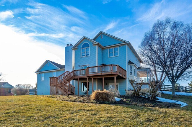 Building Photo - WELLER ESTATES