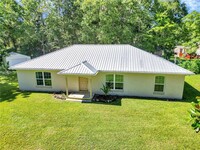 Building Photo - 70 SE 81st Pl