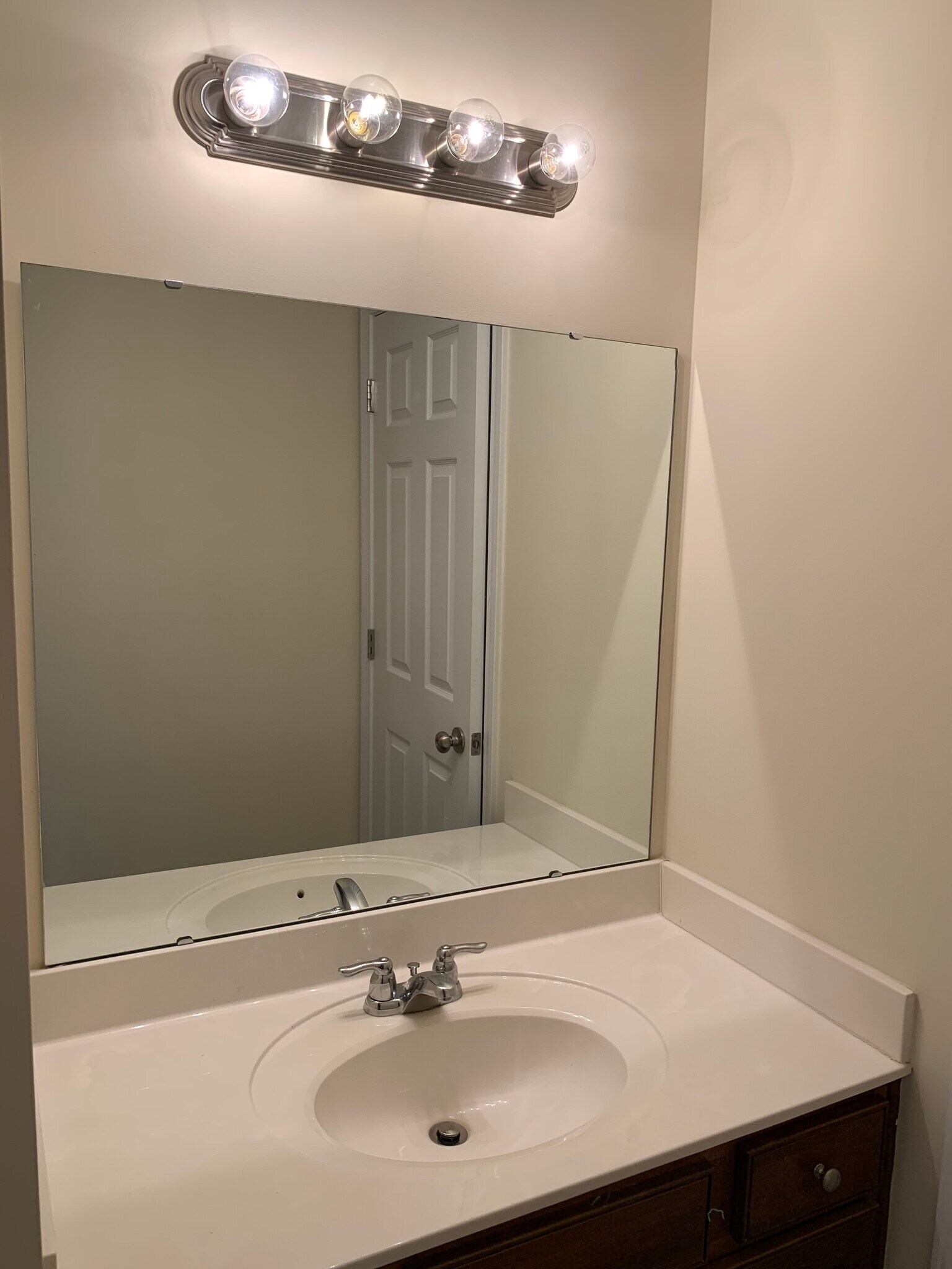 Building Photo - 11619 Stockdale Ct