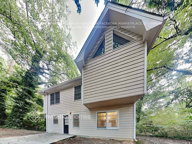 Building Photo - 990 Thousand Oaks Dr