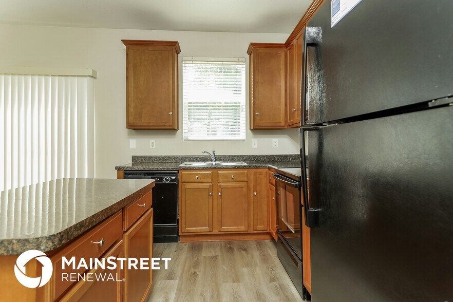 Building Photo - 9338 Durham Ledge