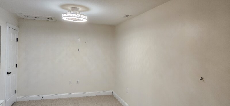 Building Photo - 208 Pointe Oakwood Way