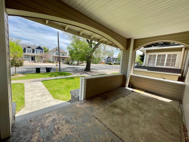 Building Photo - 1729 11th Ave