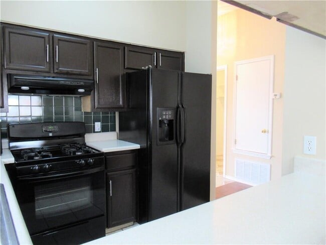 Building Photo - 4723 Castleman Dr